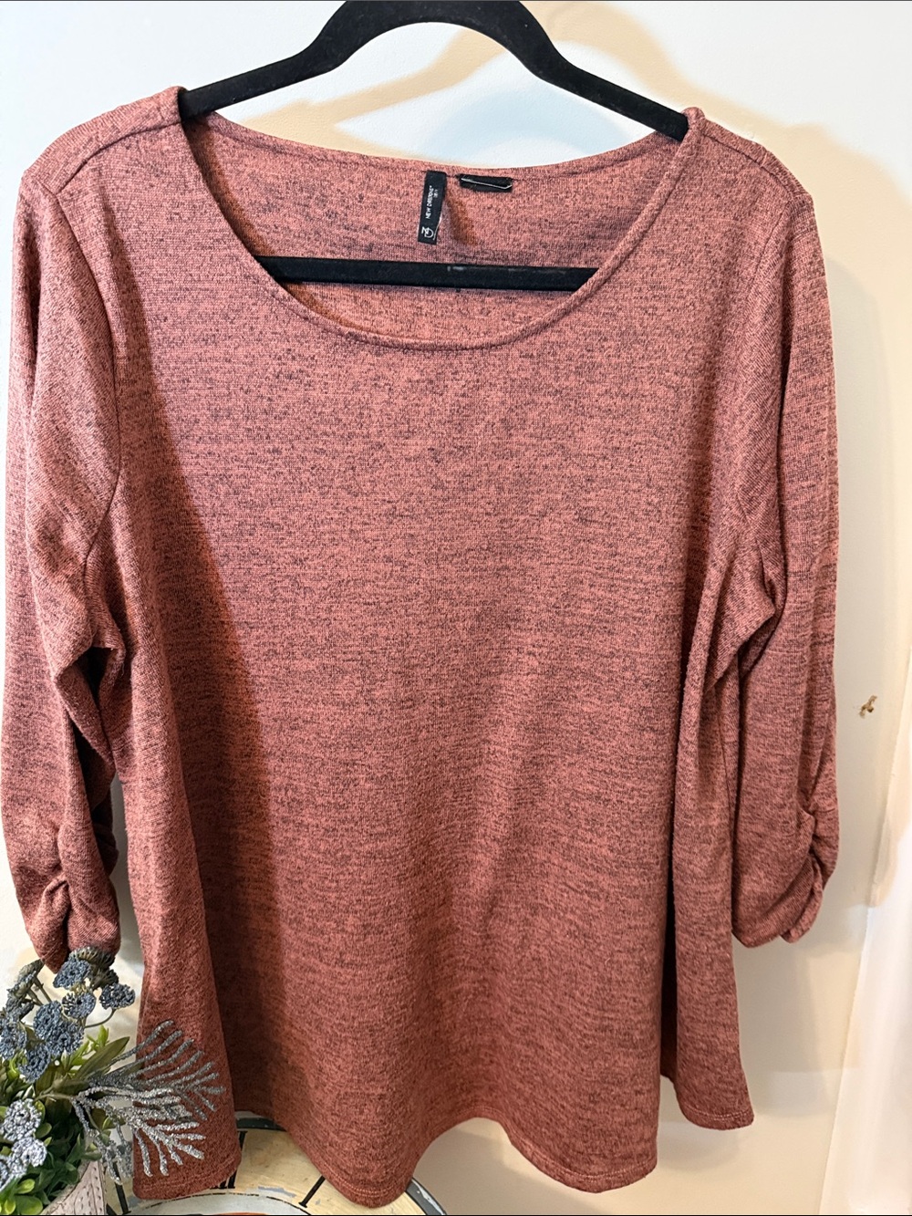 New Directions Heathered Rose Scoop Neck 3/4 Sleeve Top super soft